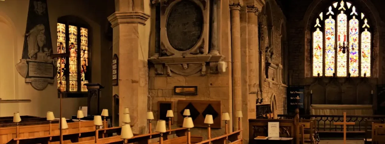 projector and screen in a church for singing hymns