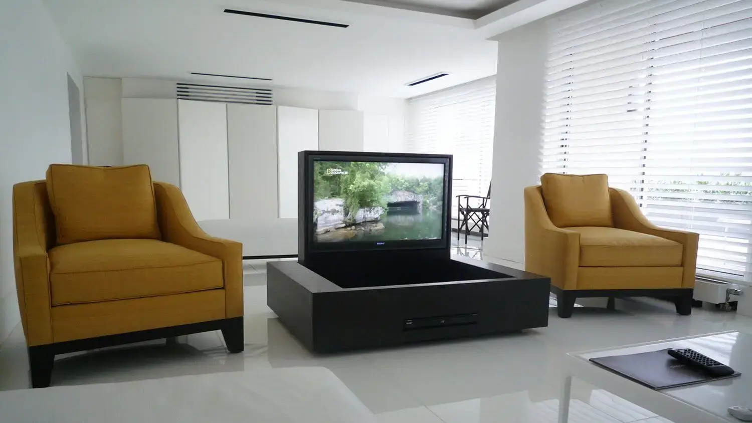 Hinge Up Low Level TV Lift Future Automation HU