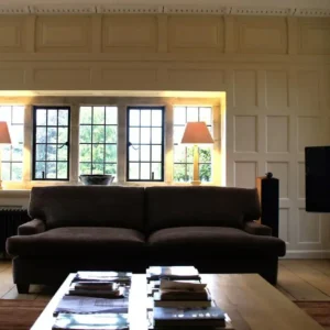 TV in the corner of a traditional home with TV on the future automation TV stand FM