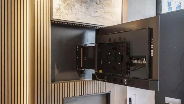 Future Automation PSE90 Motorised Swivel TV Bracket