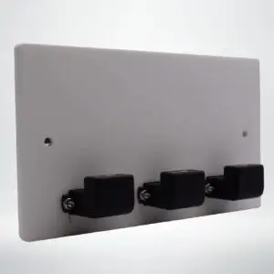 double gang triple hdmi wall plate with three 90 degree hdmi connections on the back