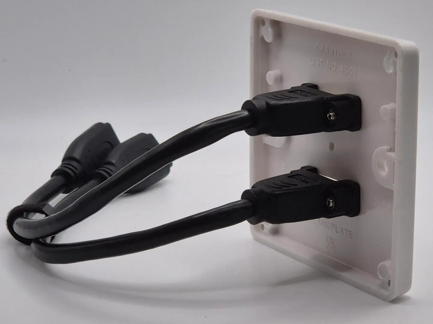 Single Gang Twin HDMI Wall Plate
