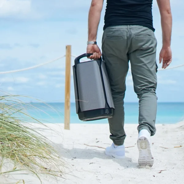 Soundcast VG7 - Premium Waterproof Outdoor Speaker