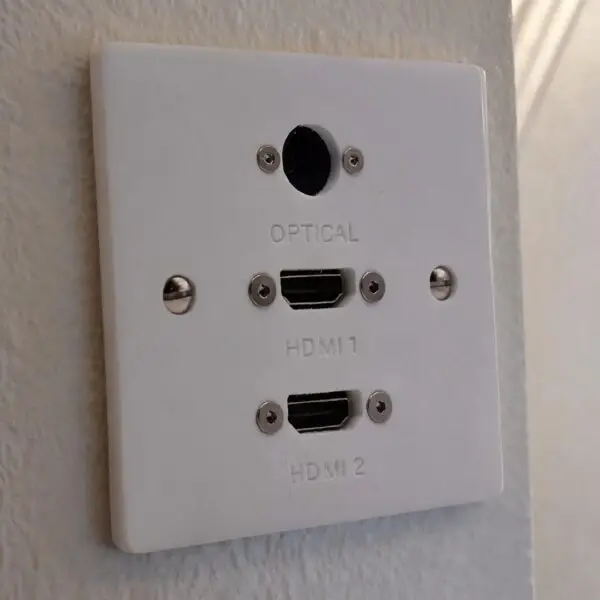 Single Gang Dual HDMI With Optical Wall Plate Single Gang Dual HDMI With Optical Wall Plate