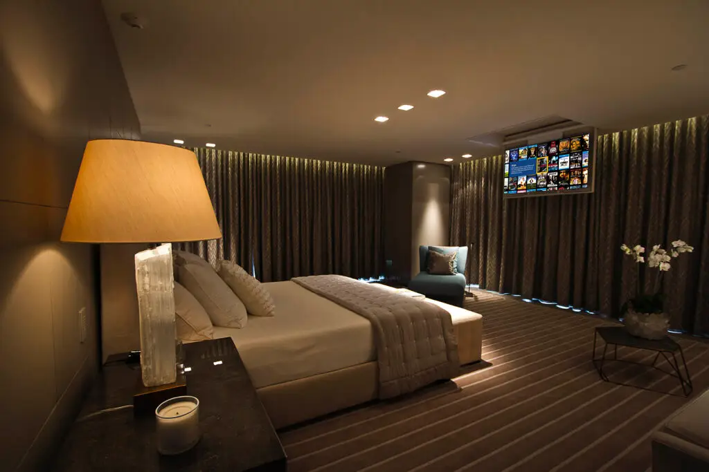 chr ceiling tv lift system