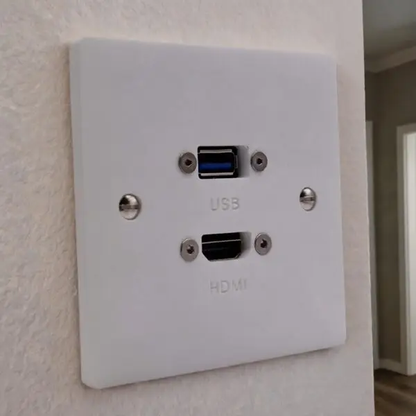 Single Gang HDMI & USB A Wall Plate