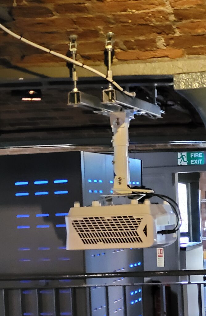 Restaurant Bar projector 