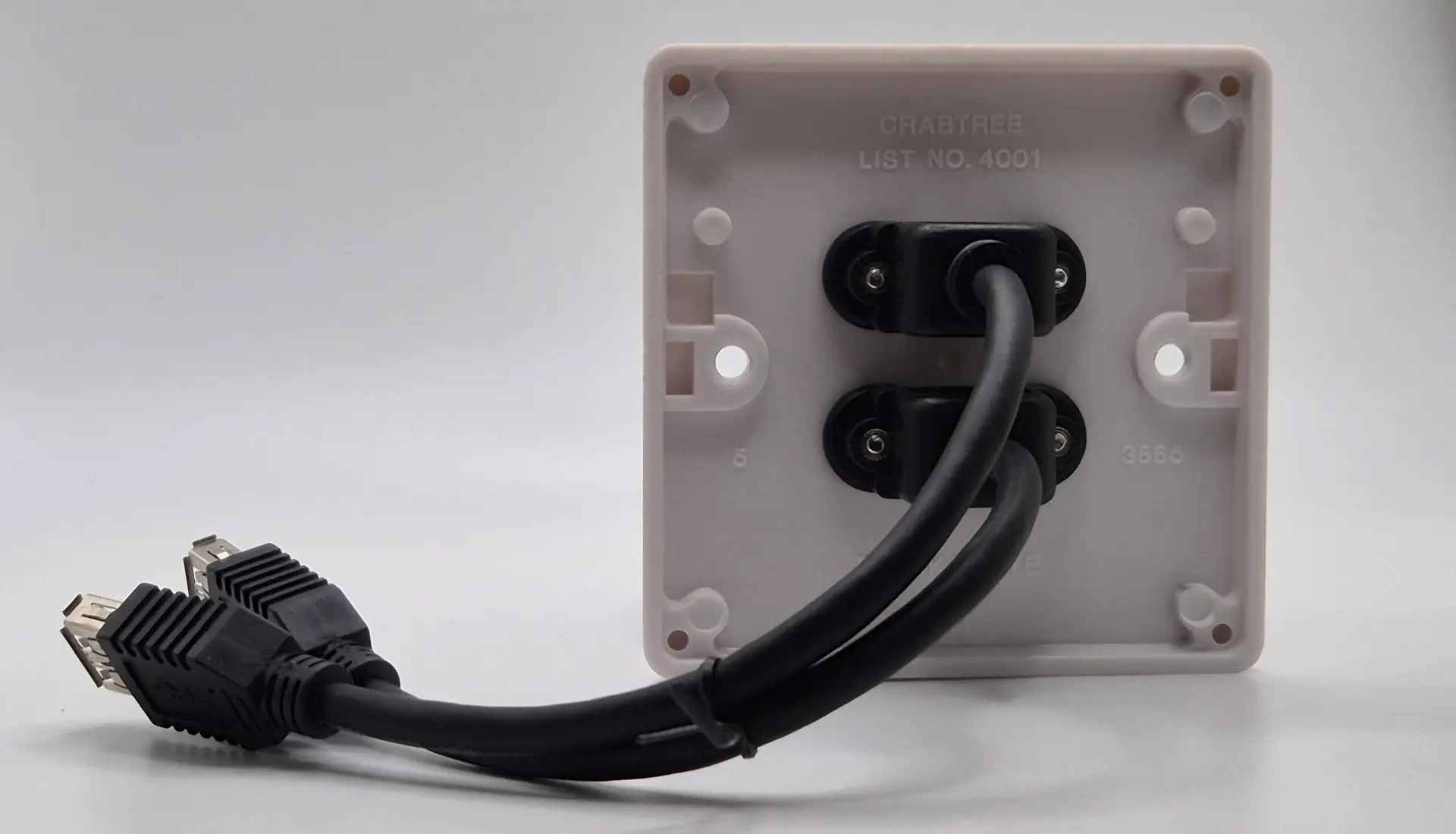 Single Gang Dual USB Connection Plate - AV Wall Plates
