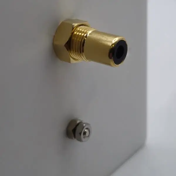 Single Gang Subwoofer With Ground Post Speaker Wall Plate