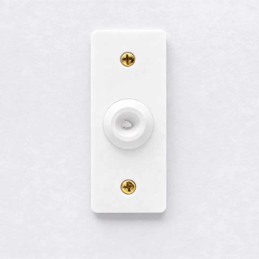 Architrave Low Profile Speaker Plate Architrave Low Profile Speaker Plate
