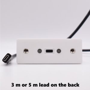 usb-c 3.2 connection plate with a 3 m or 5 m lead on the back
