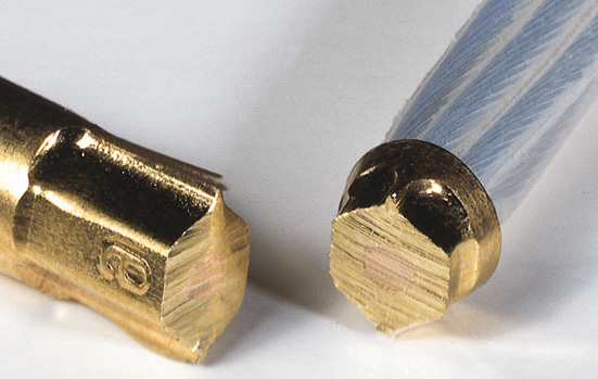 qed speaker cable cut out section