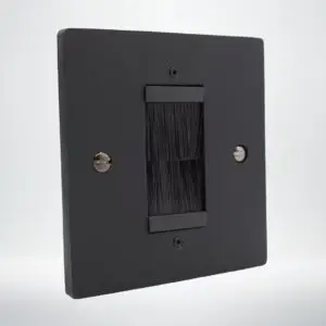 Single-Gang Brushed Wall Plate With 25mm Brushes - Image 2